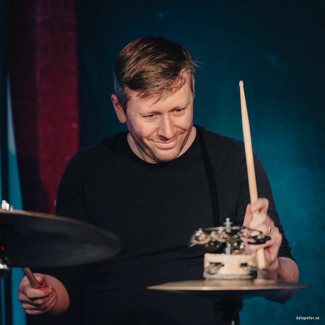 Bild av Daniel Šoltis, trummor. Foto: Peter Gunnebro