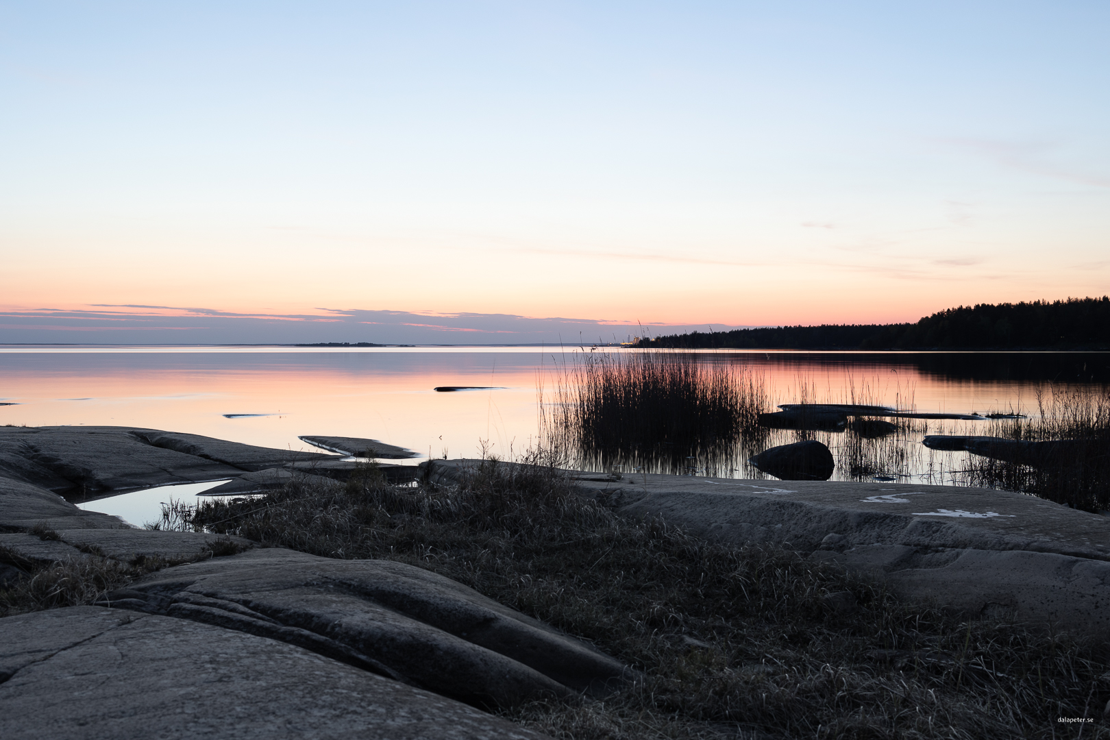 Kvällshimmel över Vänern. Foto: Peter Gunnebro